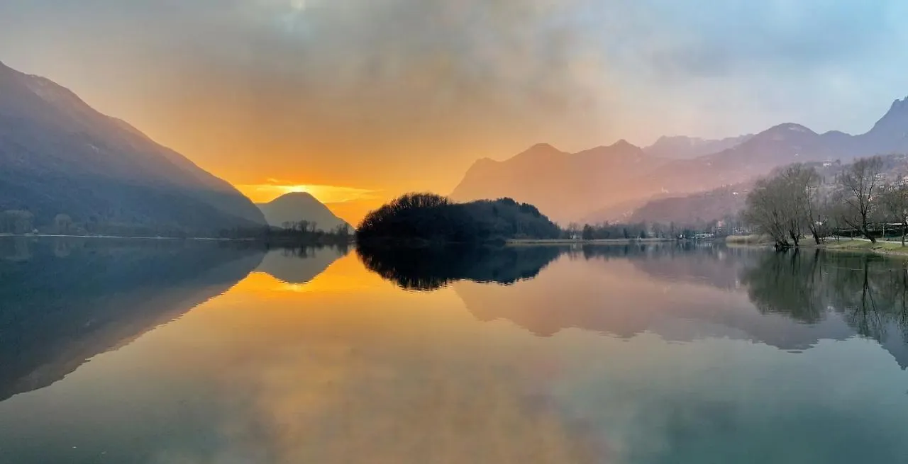 Campeggio Villaggio Turistico Il Lago Dorato Carlazzo