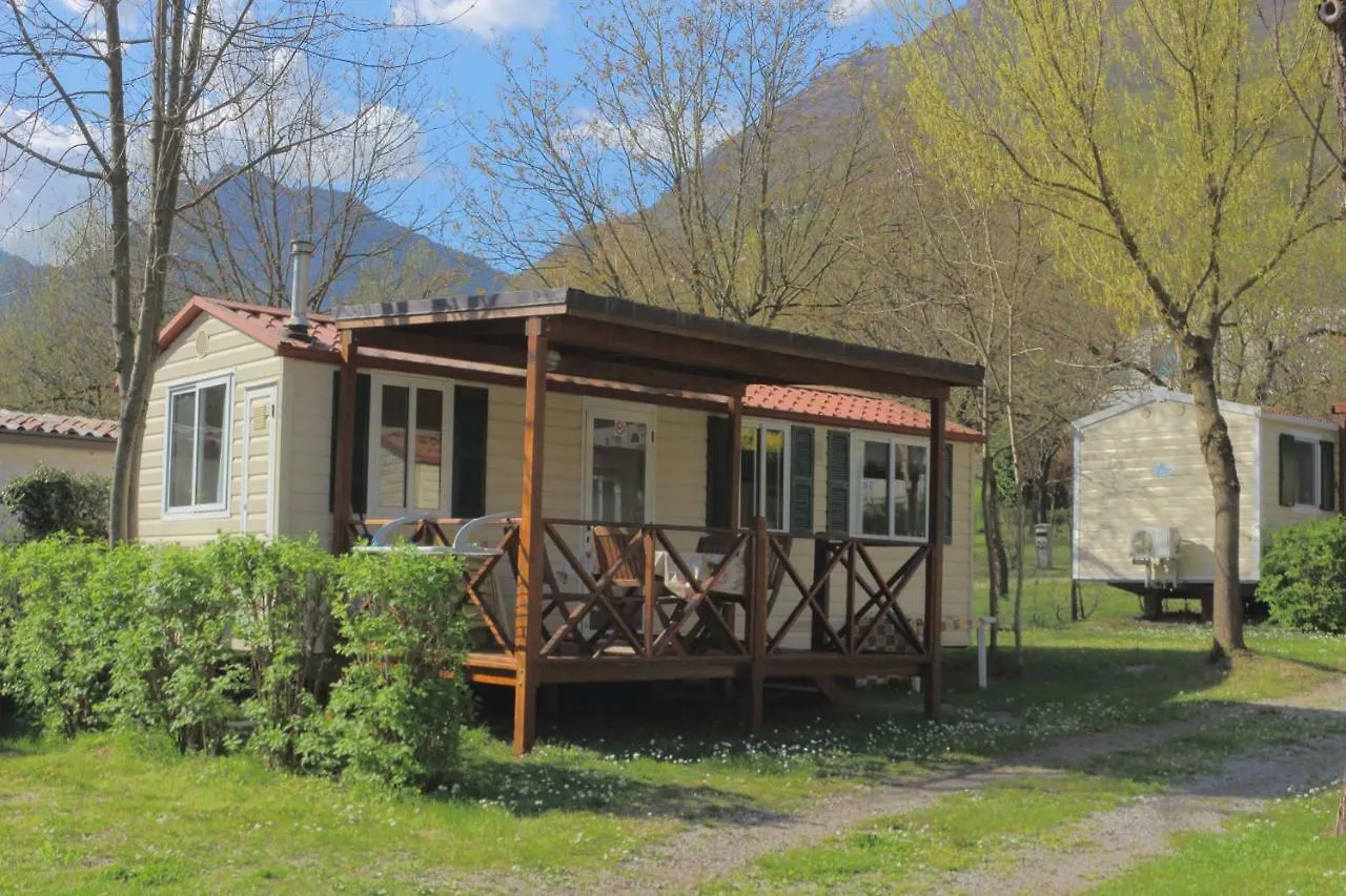 Villaggio Turistico Il Lago Dorato Carlazzo 0*,  Italia